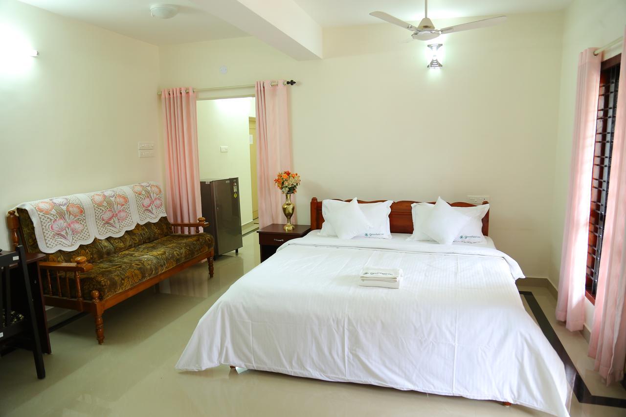 Greenfield Inn Thiruvananthapuram Dış mekan fotoğraf